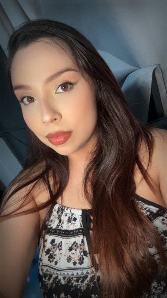 Berenice Amaya, maquillista profesional de MIRATE